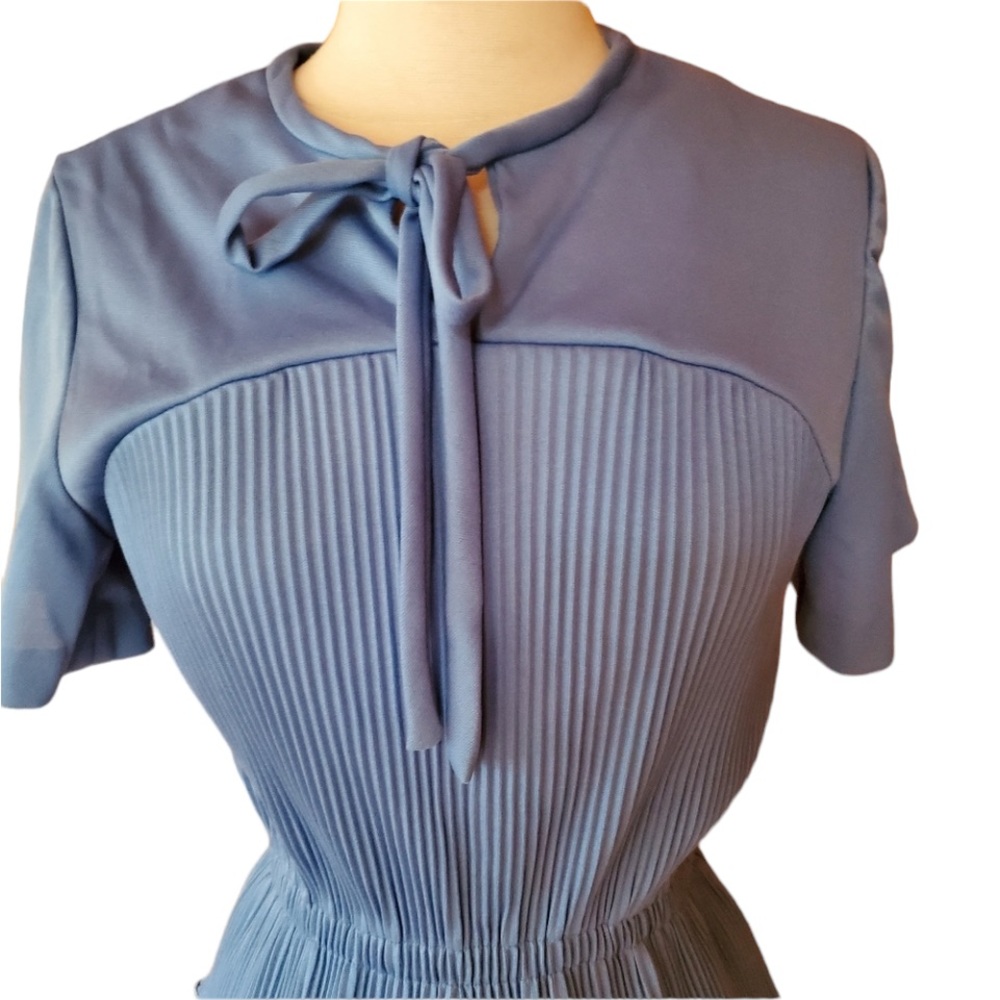 1970s Unlabeled Blue, Polyester Peplum Dress - Picture 2 of 5